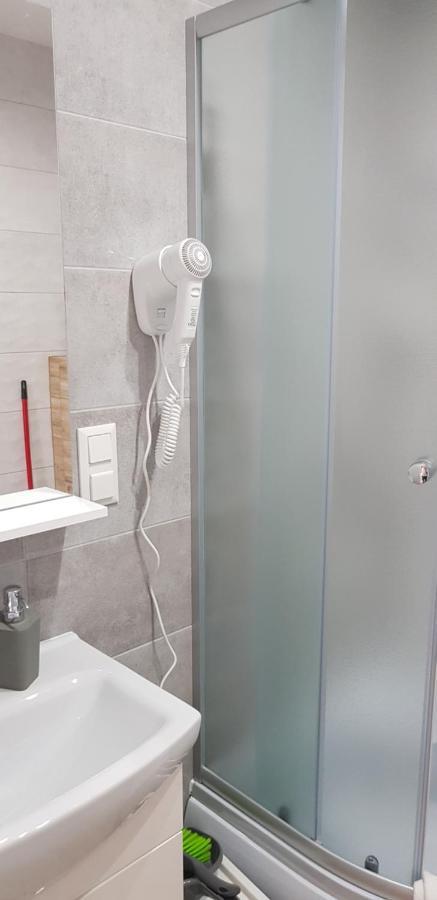 Apartamenty Maja -Pokoje - Domy Wakacyjne -Basen Podgrzewany -Jacuzzi - Sauna Леба Екстериор снимка