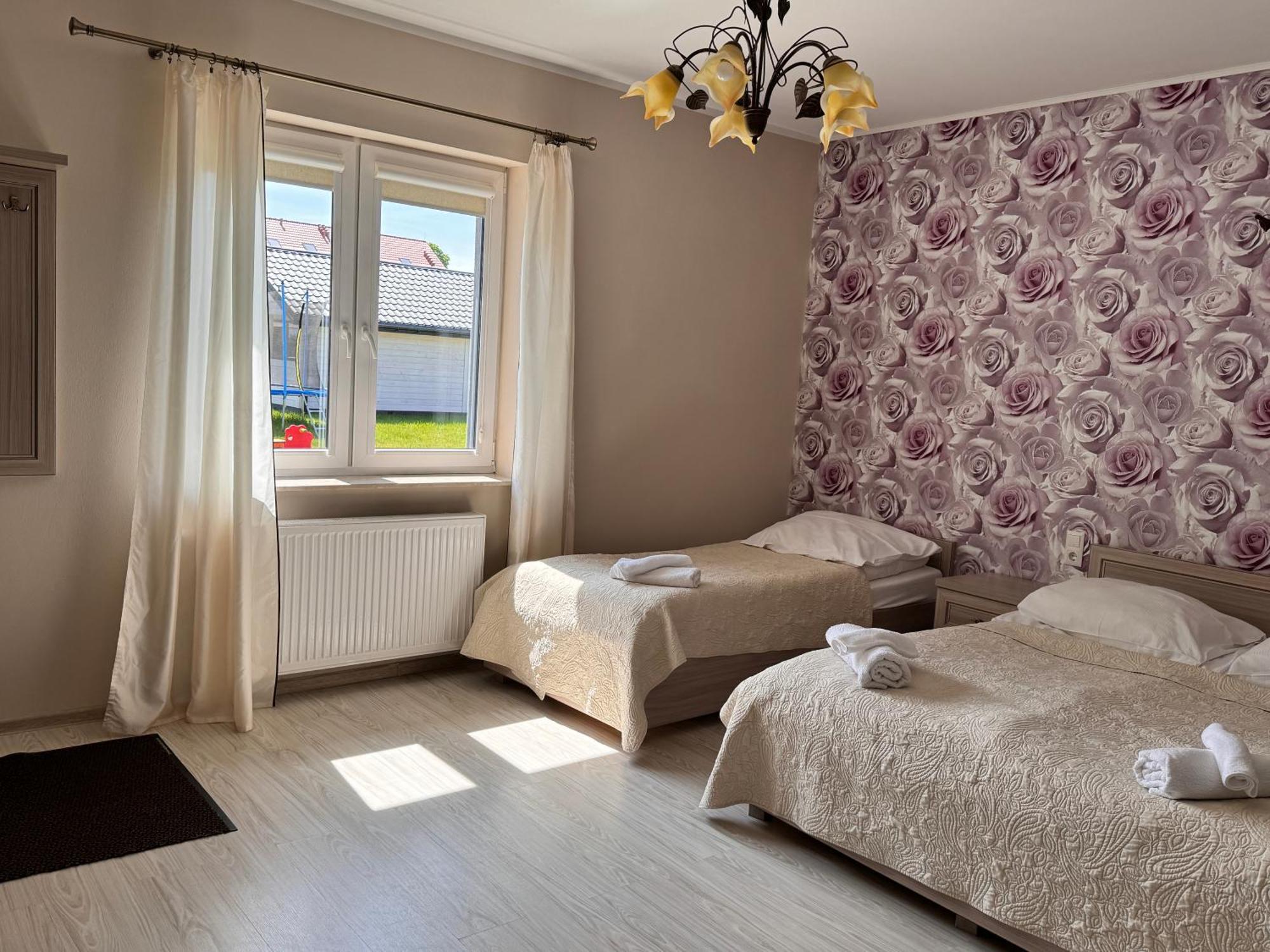 Apartamenty Maja -Pokoje - Domy Wakacyjne -Basen Podgrzewany -Jacuzzi - Sauna Леба Екстериор снимка