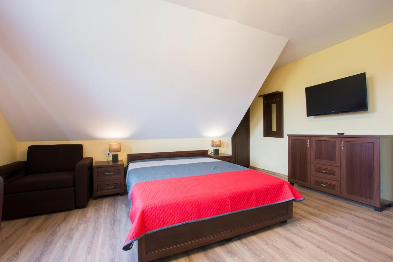 Apartamenty Maja -Pokoje - Domy Wakacyjne -Basen Podgrzewany -Jacuzzi - Sauna Леба Екстериор снимка